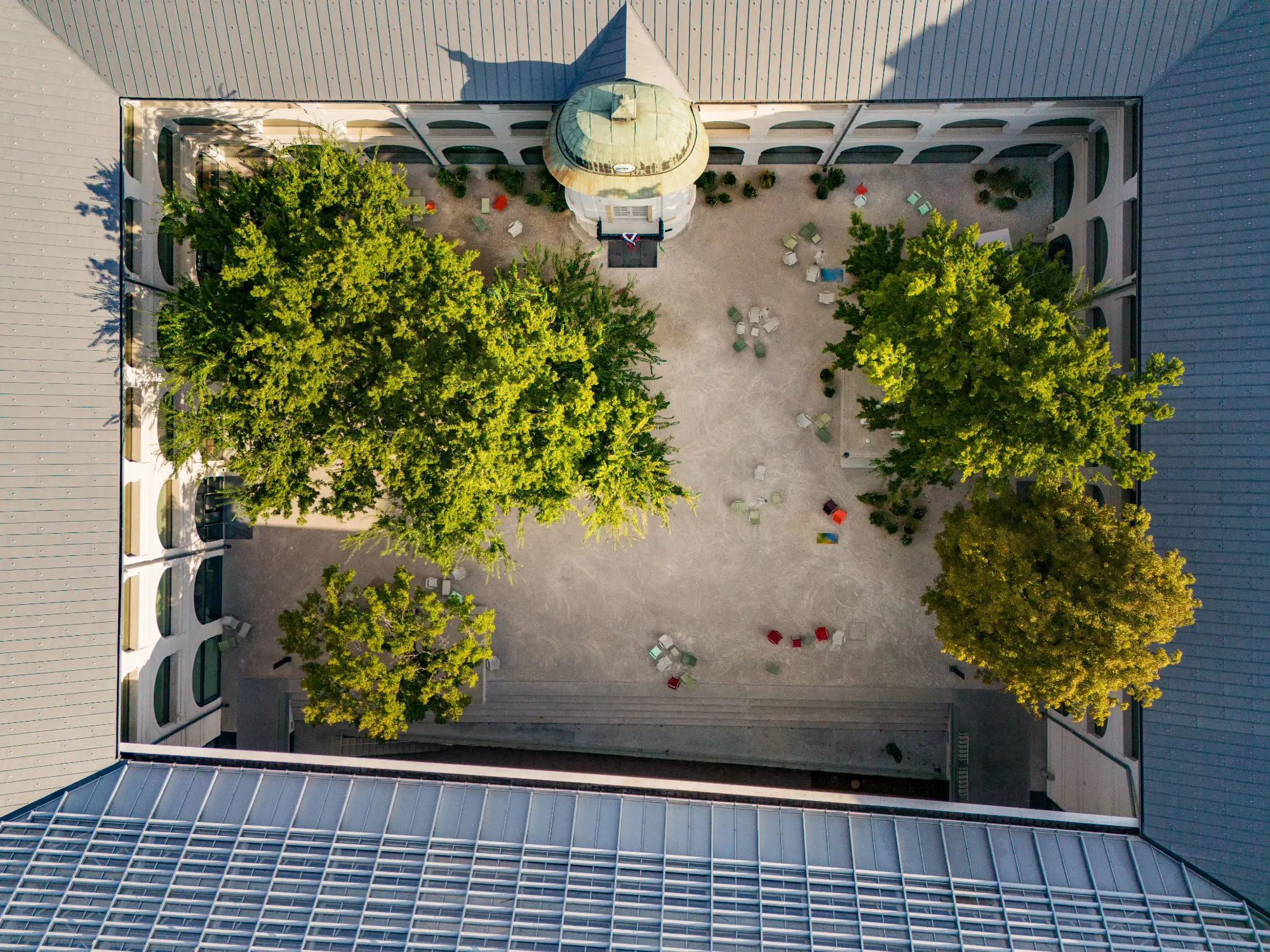 Bratislava nádvorie